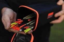 Guru FUSION FLOAT - 2 Opties 13 Guru FUSION FLOAT - 2 Opties -Visserij Benodigdheden Korting Guru Fusion Float Bag Dobbertas 3 min