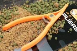 Guru PELLET PLIERS -Visserij Benodigdheden Korting Guru Pellet Pliers GPP 5 min