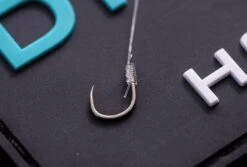 Drennan WIDE GAPE CARP BARBLESS HOOKLENGTHS 6" - 15cm -Visserij Benodigdheden Korting drennan Wide Gape Carp barbless hooklengths onderlijnen 3 min